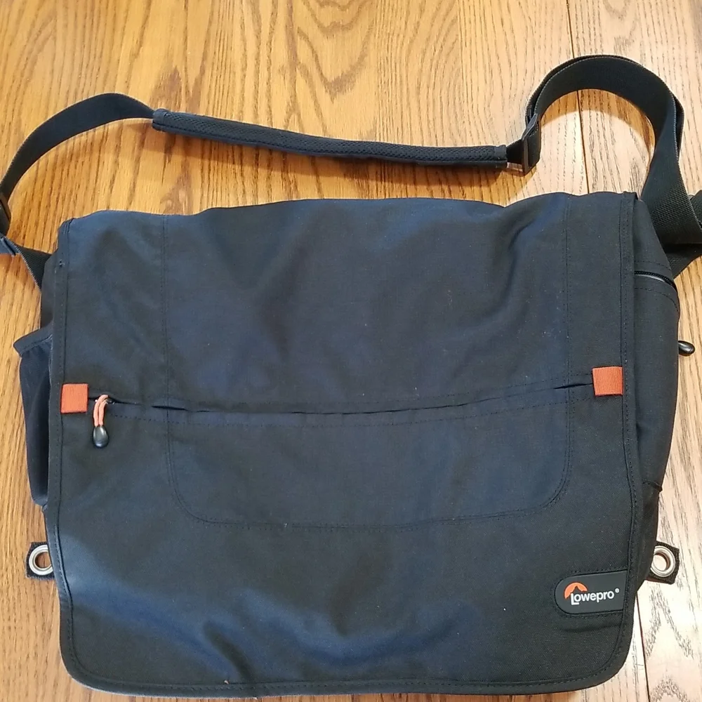 Lowepro Black Messenger Bag for Men